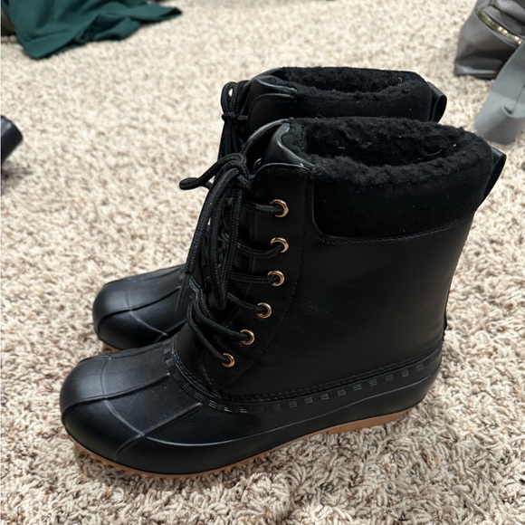 Just fab fuzzy rain boots - Picture 1 of 8